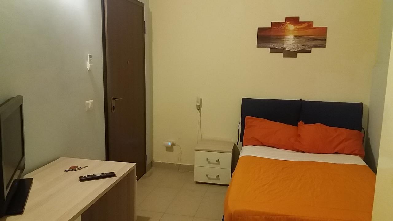 Dante Rooms Catania-Fontanarossai nemzetközi repülőtér Kültér fotó