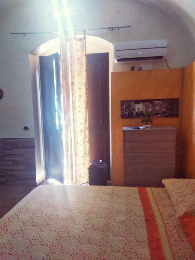 Dante Rooms Catania-Fontanarossai nemzetközi repülőtér Kültér fotó